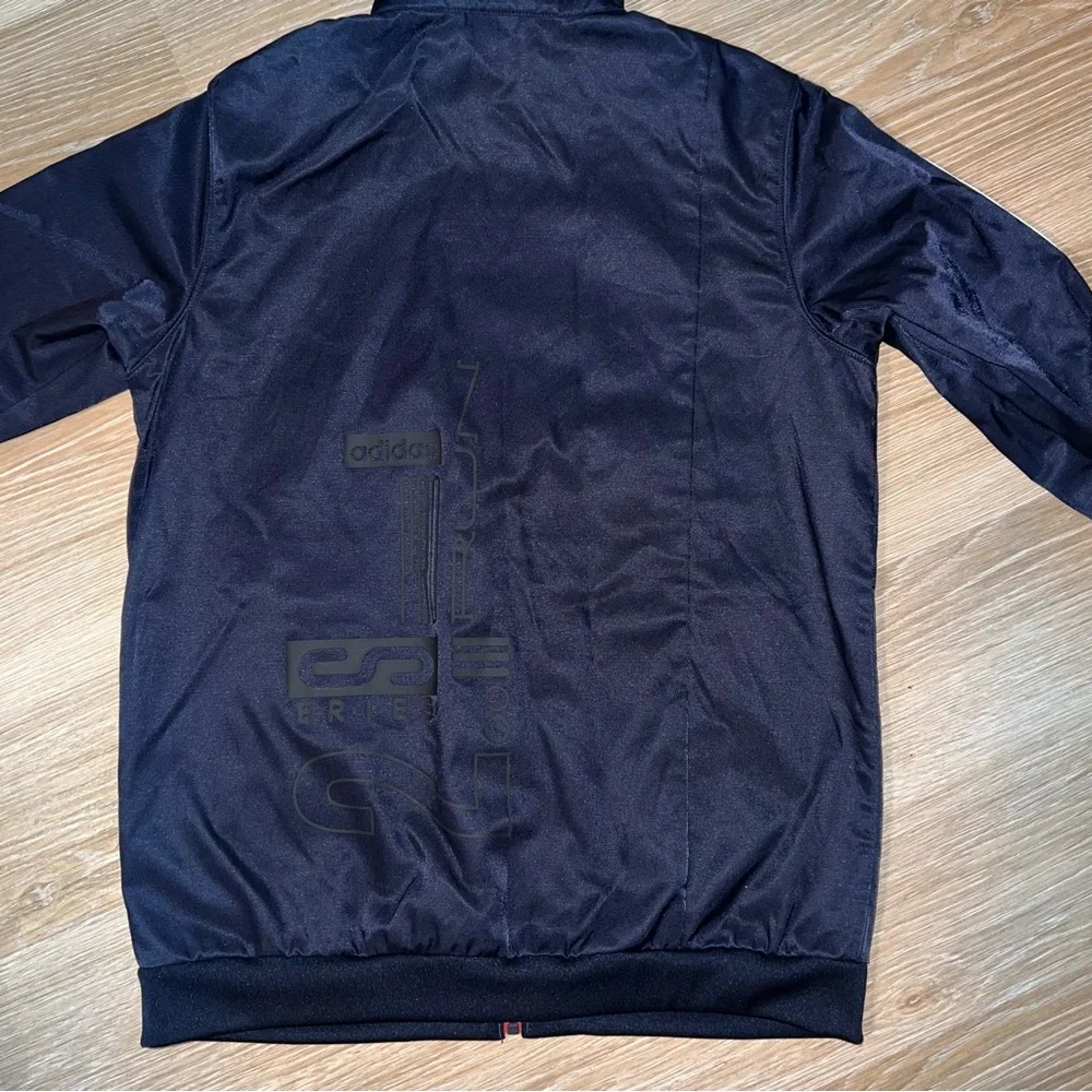 Adidas originals jacket - Picture 3 of 4